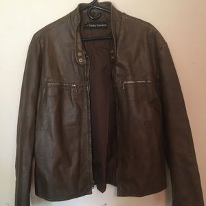 Vintage 70s HarleyDavidson cafe racer leather jacket.